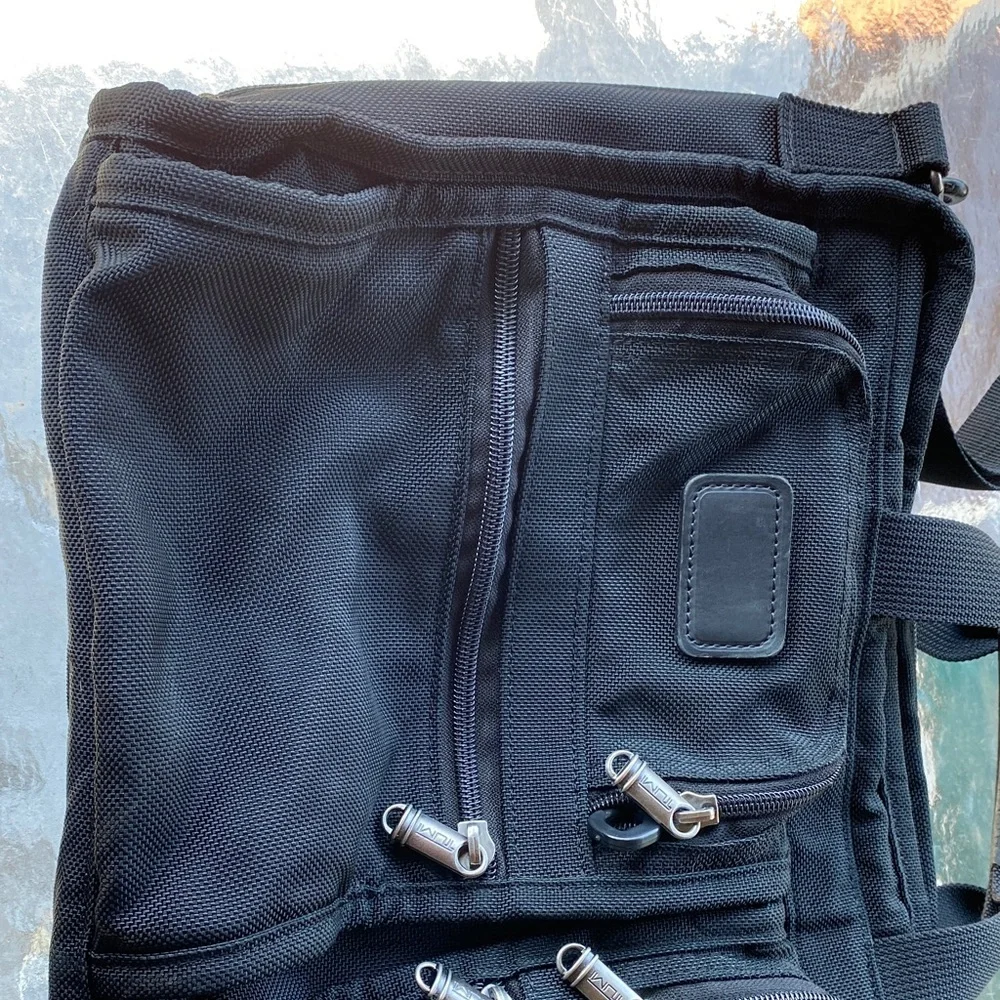 Tumi Limited Edition computer laptop bag detail Metal – Black with Silver Trim